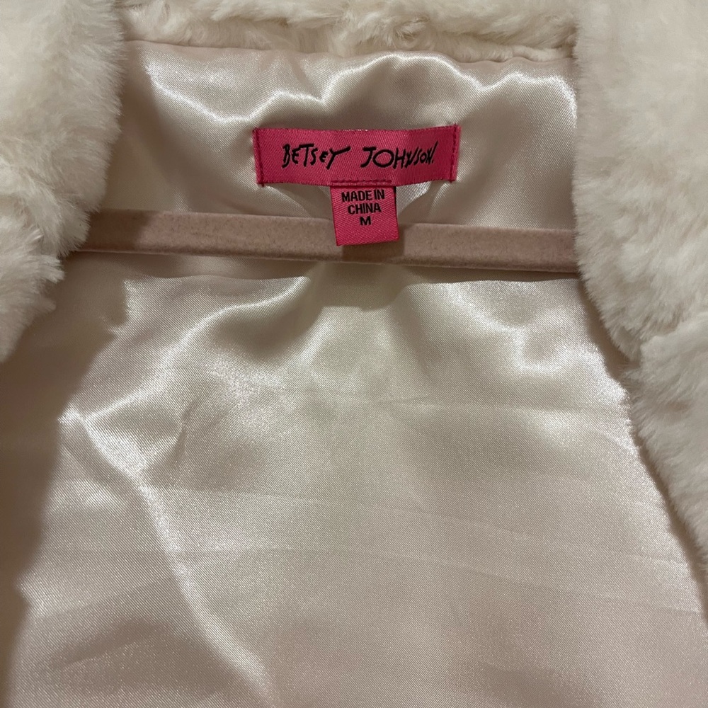 Jacket/Shawl from Betsey Johnson - Picture 4 of 5